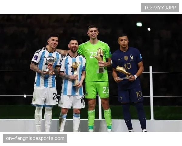 巴萨公布欧冠次回合大名单，部分主力预计轮休周末联赛